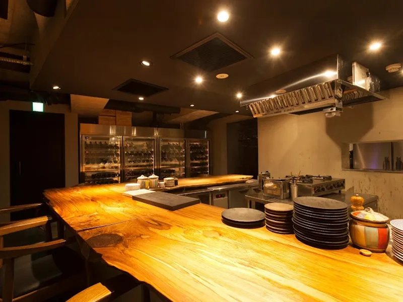 EBISU 燻製 APARTMENT CAVE